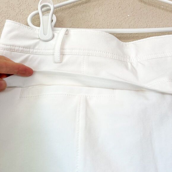 Annika Cutter and Buck White Skort with pockets Size 6 - Picture 5 of 6